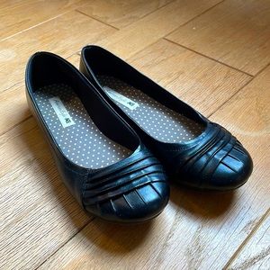 American eagle womens black flats size 9.5
